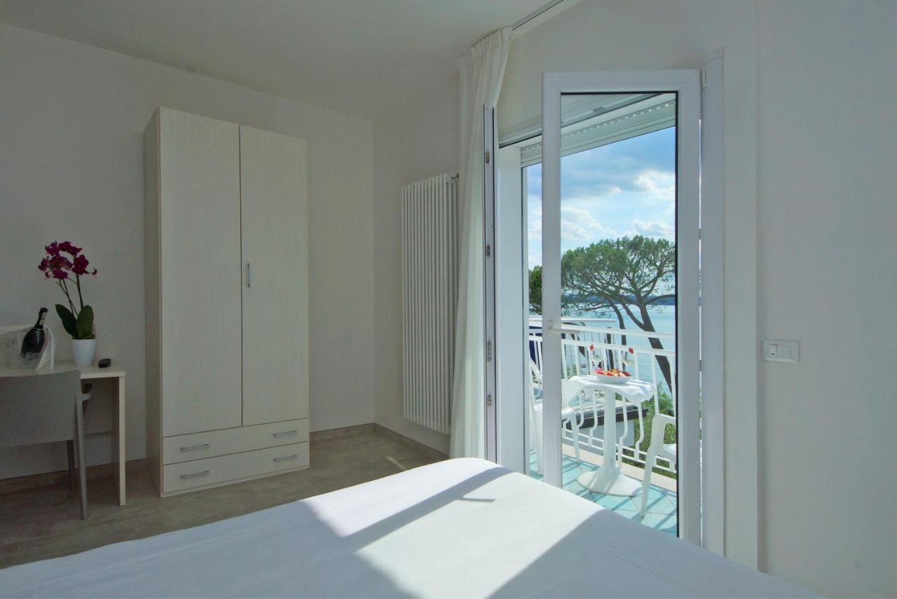 Hotel Saviola Sirmione Room photo