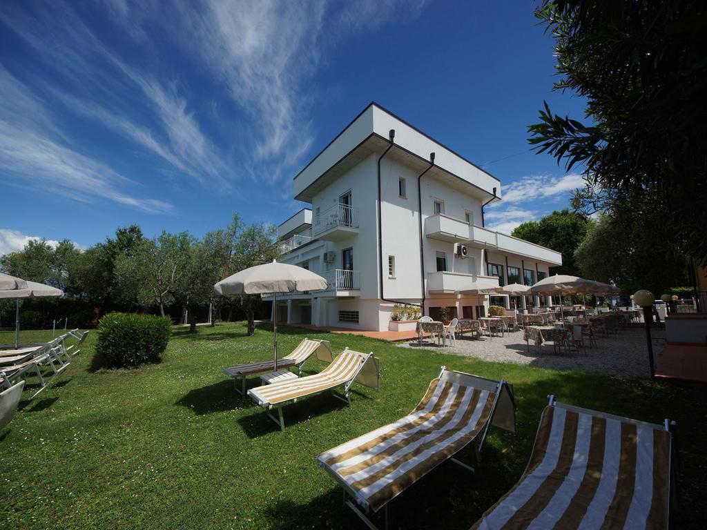 Hotel Saviola Sirmione Exterior photo