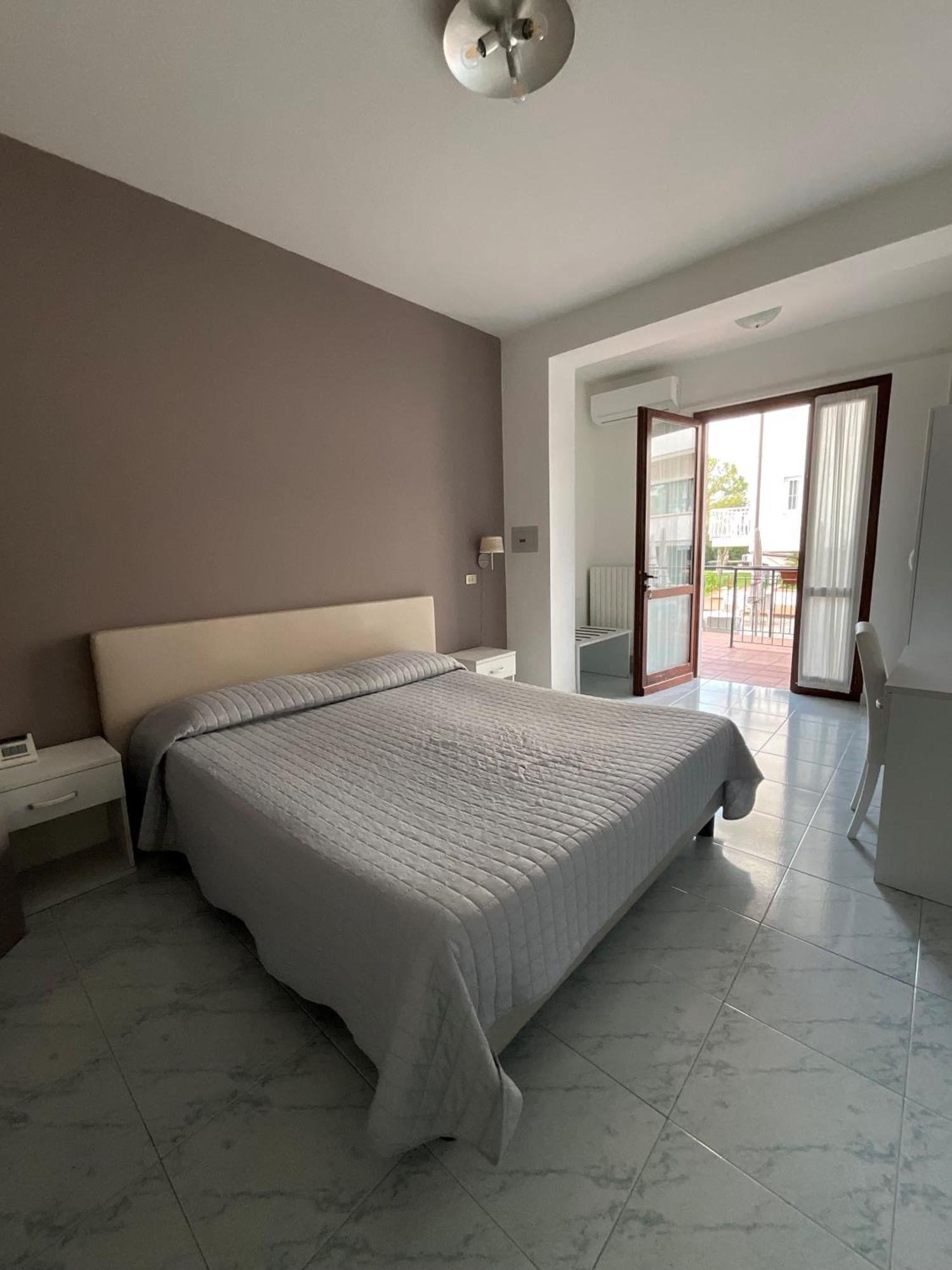 Hotel Saviola Sirmione Exterior photo