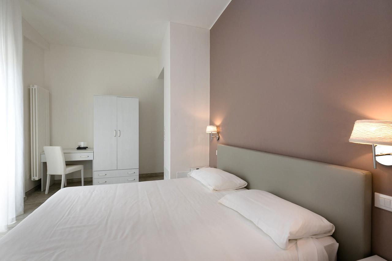 Hotel Saviola Sirmione Exterior photo