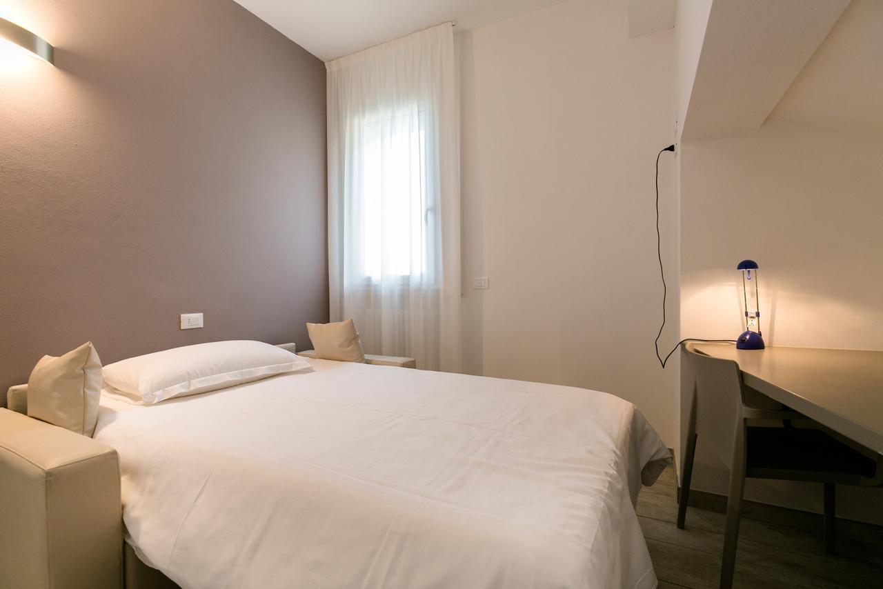 Hotel Saviola Sirmione Exterior photo