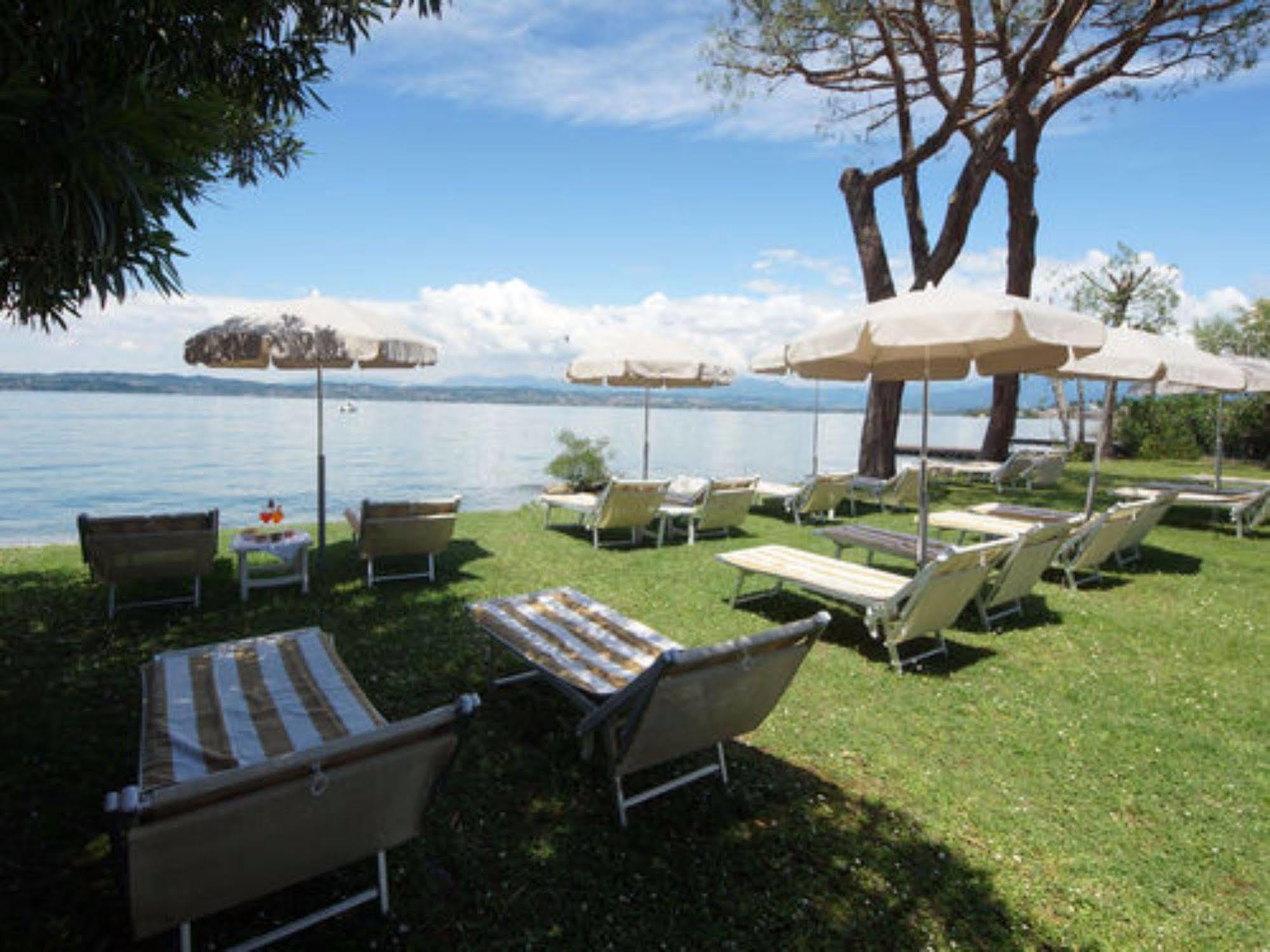 Hotel Saviola Sirmione Exterior photo