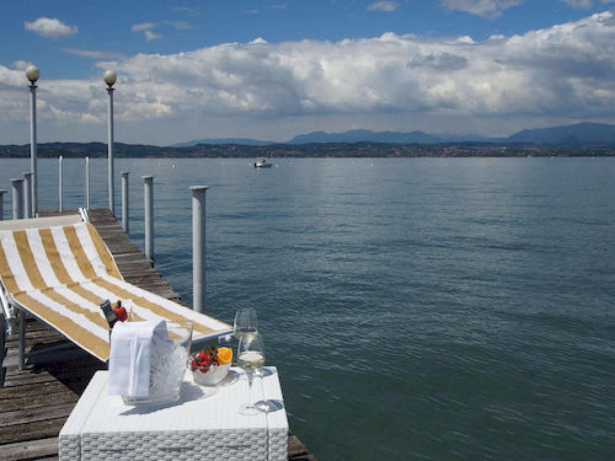 Hotel Saviola Sirmione Exterior photo